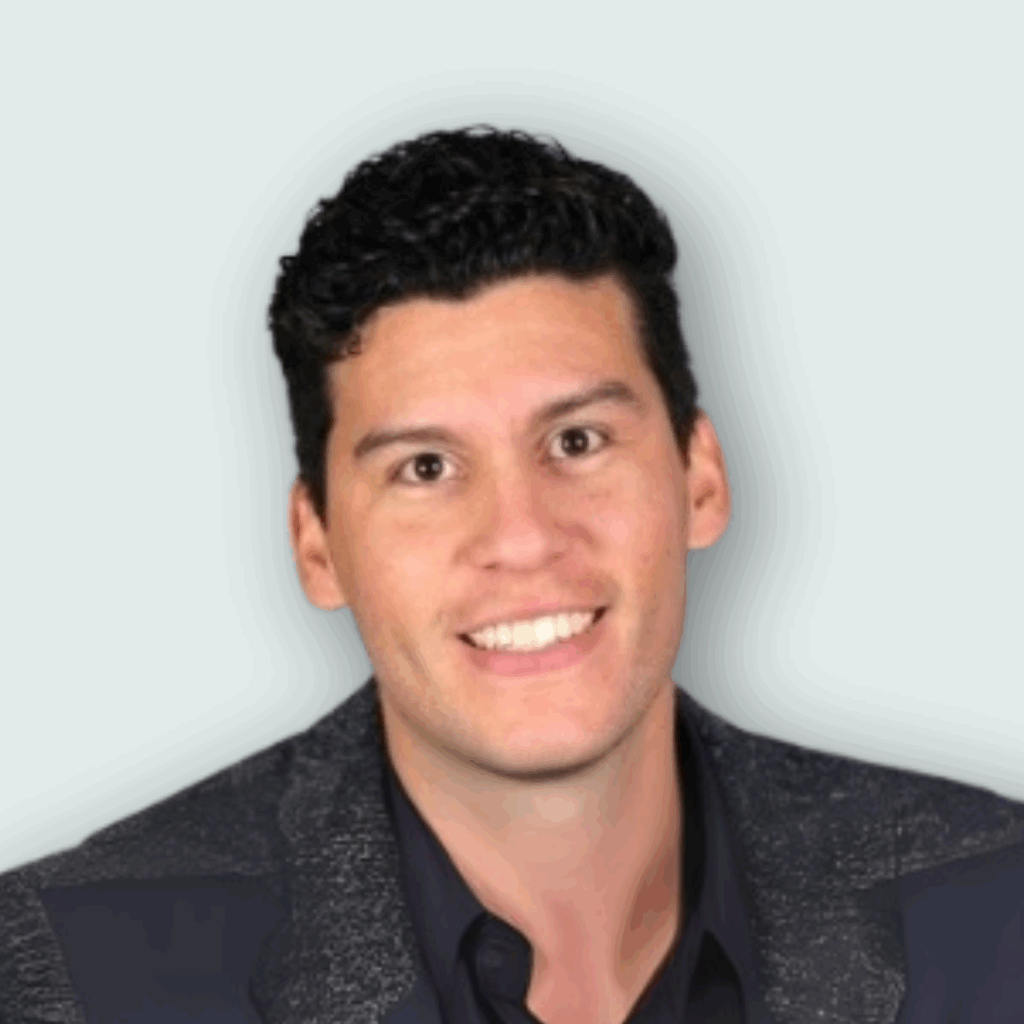 Daniel Sierra - RevOps Expert