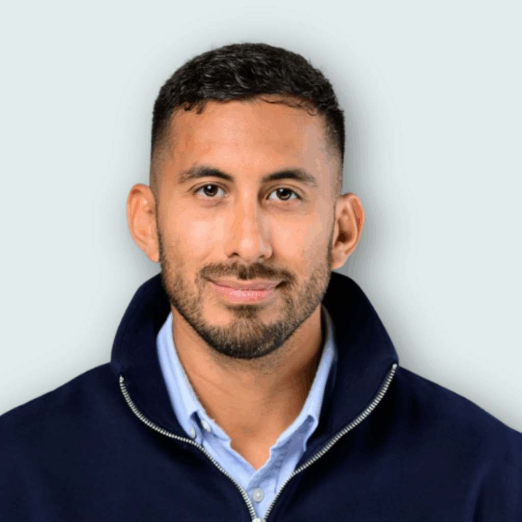 A photo of a RevOps Manufacturing Expert